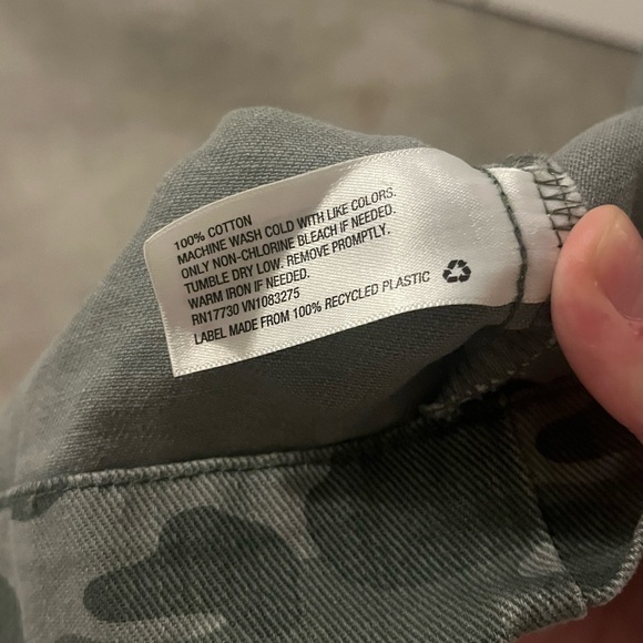 Universal Thread XXL Camo Jacket - Picture 5 of 8